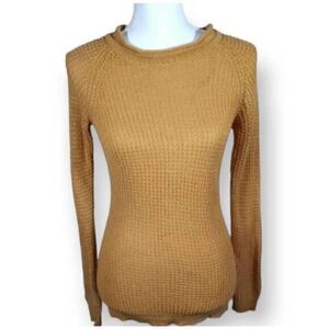 AMBIANCE APPAREL MUSTARD YELLOW   WAFFLE KNIT SWEATER SZ.S EUC.